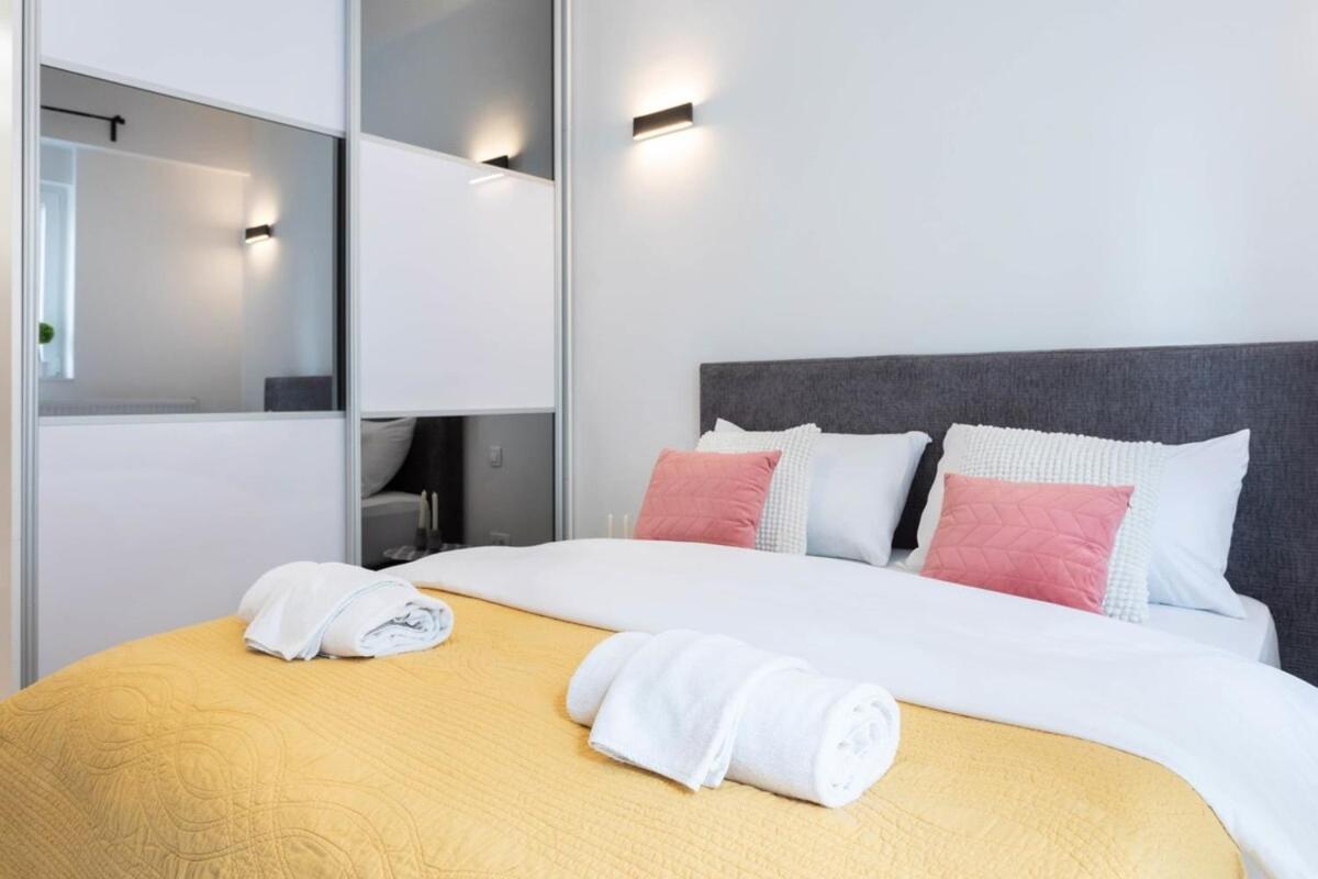 Lux Nest I City Apartment Urban Stay Загреб Экстерьер фото
